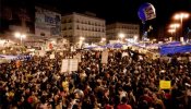 España vota hoy pendiente de los indignados y los indecisos