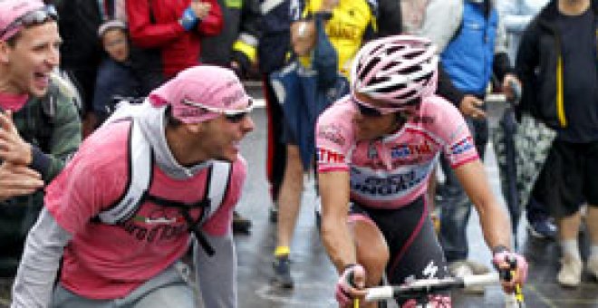 La montaña del Giro habla español