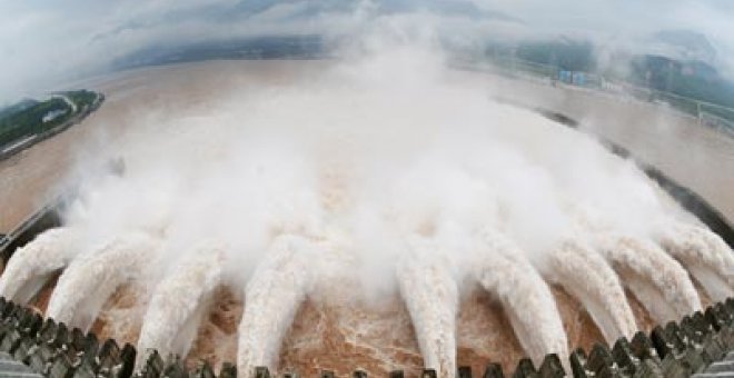Las Tres Gargantas ahogan China entre sequías y riadas