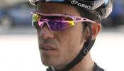 La Gendarmería para a Contador por no llevar luz en la bicicleta