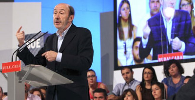 Rubalcaba ve "justo" pedir ahora a la banca un "esfuerzo adicional"