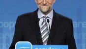 Rajoy defiende que Camps, "a buen seguro, podrá volver"