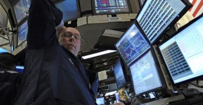 Wall Street se desploma contagiado por el miedo sobre Francia