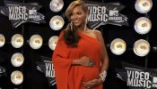 La cantante Beyoncé anuncia que está embarazada