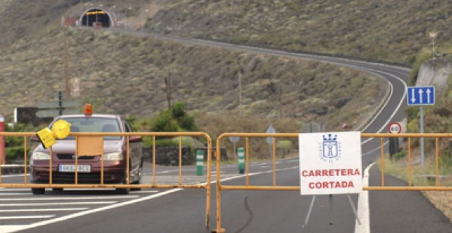 Militares y expertos en emergencias refuerzan el dispositivo en El Hierro