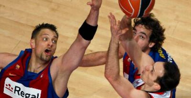 El TAU impone su pegada al Barça de Navarro