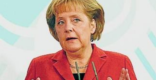 Merkel dice que Opel no es una empresa relevante