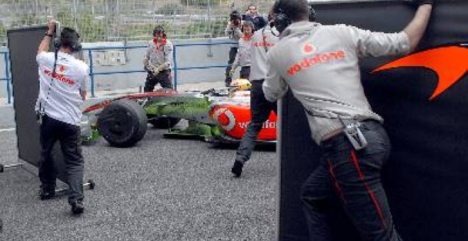 Heidfeld fue el más rápido y Hamilton sufrió una salida de pista en la última jornada de test en Jerez