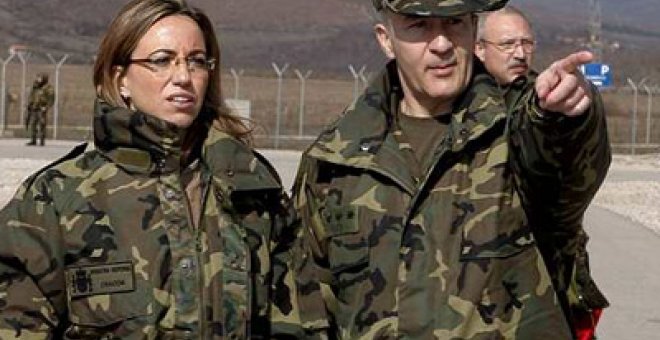 Chacón se reunirá con el secretario de la OTAN para coordinar la salida de Kosovo