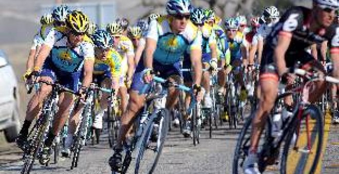Armstrong sufre una caída y abandona la Vuelta a Castilla y León