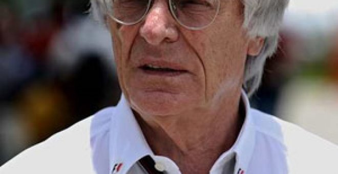 Ecclestone no descarta la exclusión de McLaren del Mundial