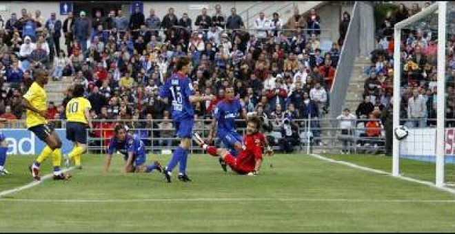 El Barça le pone el lazo a la Liga