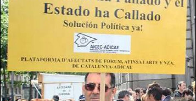 Miles de afectados de Forum y Afinsa reclaman en Madrid un fondo de compensación