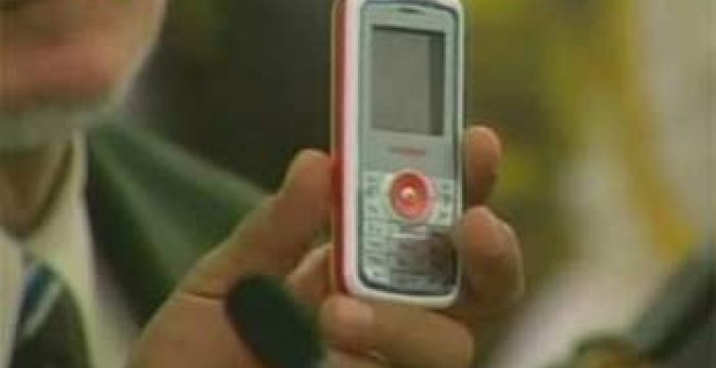 Llega el teléfono móvil de Chávez por 10 euros