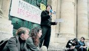 Sarkozy intenta atajar la huelga de la universidad