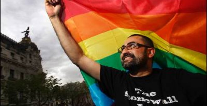 EB pide que la bandera gay ondee en las instituciones vascas con motivo del día del Orgullo