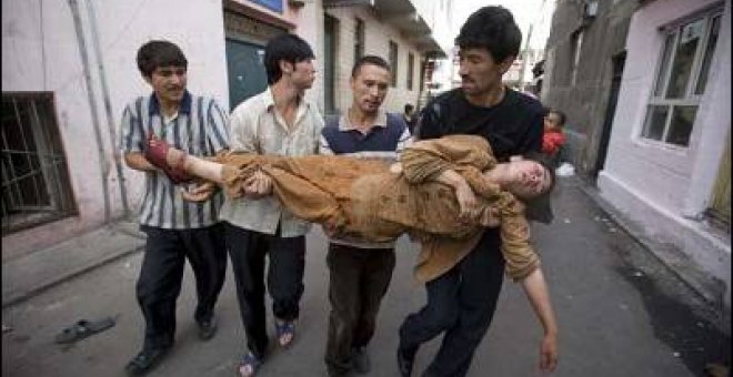 El Gobierno chino anuncia "duros castigos" para los responsables de la revuelta de los uigures
