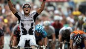 Hushovd arrebata la victoria a Freire en Barcelona