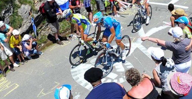 El francés Pierrick Fédrigo vence la novena etapa del Tour