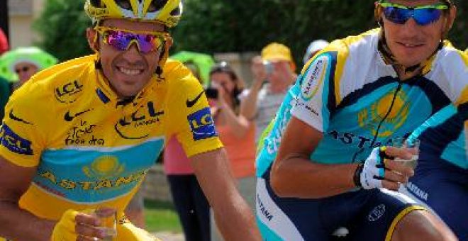 Contador logra su segundo Tour y Cavendish se llevo la última etapa