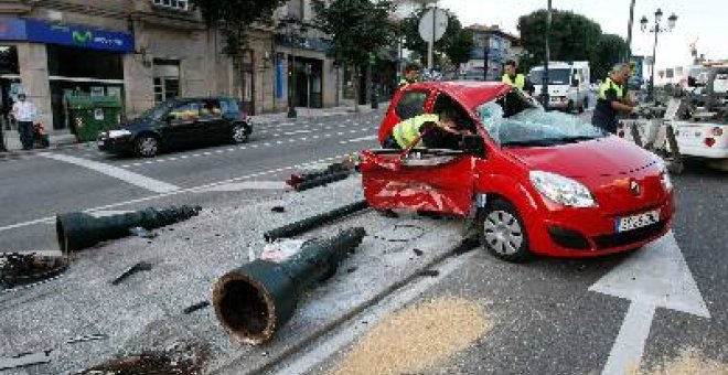 Mueren 21 personas en 20 accidentes de tráfico durante el fin de semana