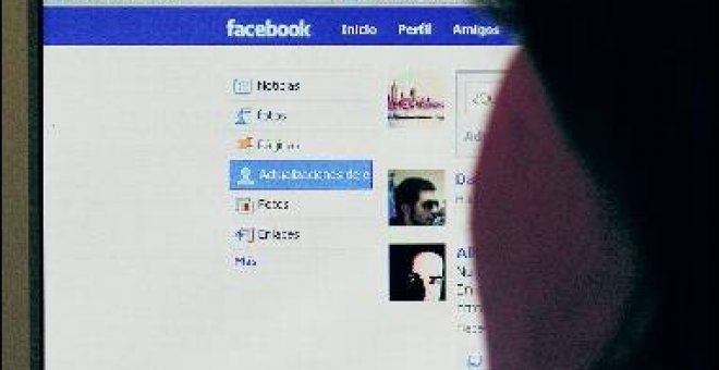 Facebook y Tuenti desplazan al P2P