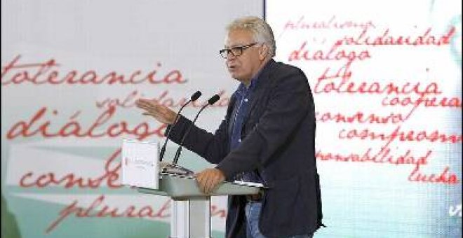 Felipe González niega que haya discrepancias en el PSOE respecto a Zapatero