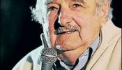 El ex guerrillero Mujica, favorito en las presidenciales de Uruguay