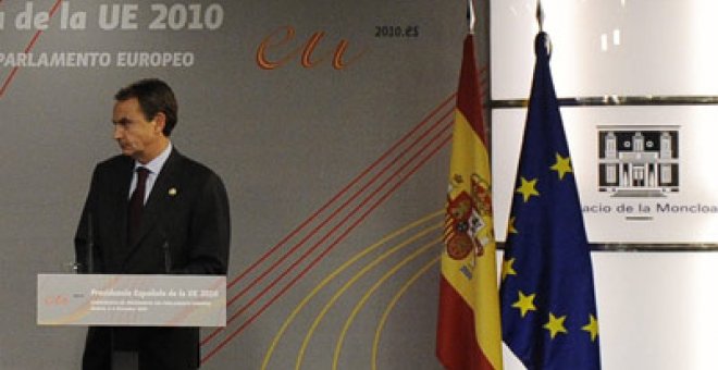 Zapatero desautoriza a Sinde en la polémica del P2P