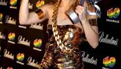 Shakira y The Black Eyed Peas triunfan en los premios 40 principales