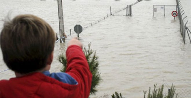 La apertura de las presas y la lluvia agravan las inundaciones en Jerez