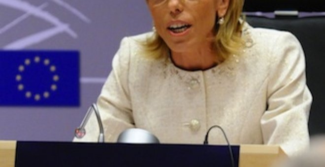 Jeleva renuncia a ser comisaria de Cooperación de la UE