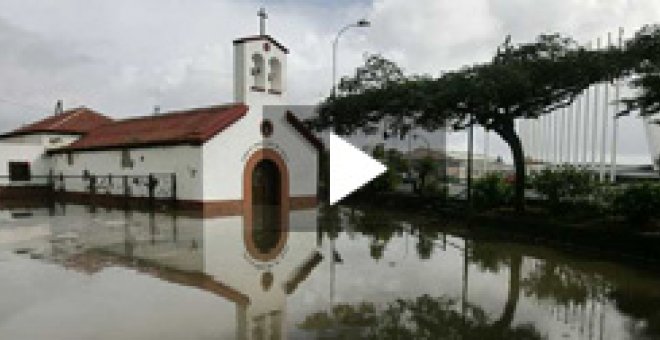 Canarias continúa anegada por las fuertres lluvias