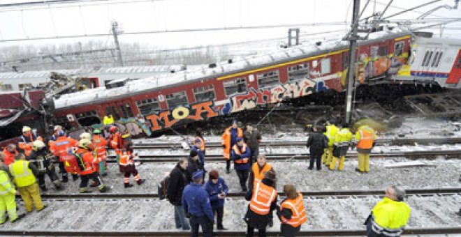 Bélgica sufre el peor choque de trenes en más de tres décadas