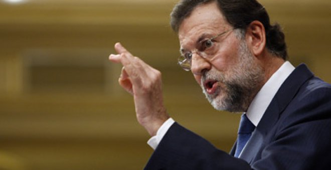 Rajoy insta a los socialistas a rebelarse contra su líder