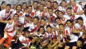 River Plate vuelve a levantar un trofeo en América 17 años después