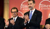 El rey pide desde Catalunya "abordar juntos" los retos