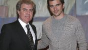 Juanes presenta su fundación al ministro de Cultura