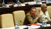 Fidel Castro insiste en que no se aferra al poder en la última sesión del Parlamento