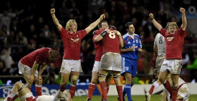 19-26. País de Gales sorprende a Inglaterra en Twickenham