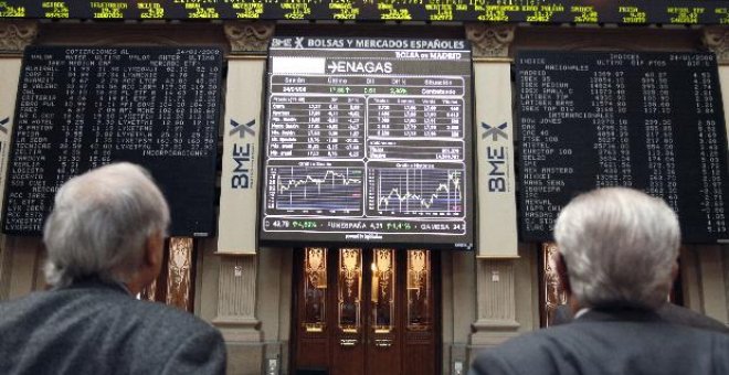 La Bolsa comienza la semana con una subida del 0,74 por ciento