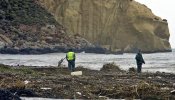 Desaparecido un joven de 18 años tras lanzarse de una zodiac a la deriva en Almería