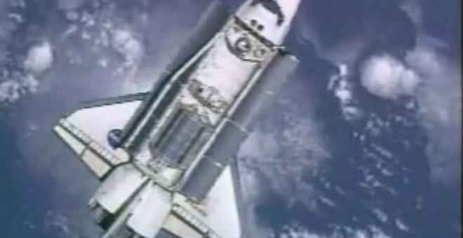 El Atlantis se acopla a la Estación Espacial Internacional