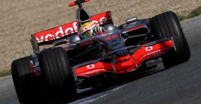Los McLaren mandan en la segunda jornada en Jerez