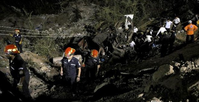 Al menos 43 muertos en un accidente de carretera en el este de Guatemala