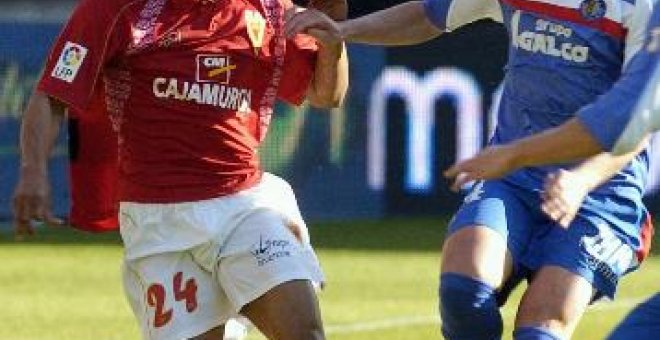 0-3. El Getafe oscurece el debut de Clemente y hunde al Murcia