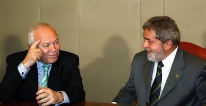 España y Brasil buscan una salida a la crisis
