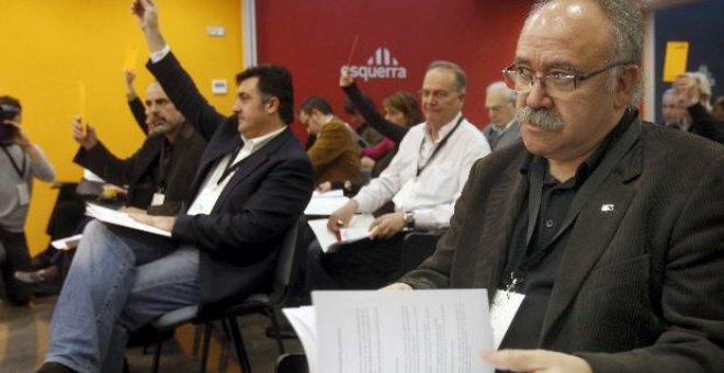 Puigcercós se impone con claridad al ser aprobado el reglamento con el 71% de los votos