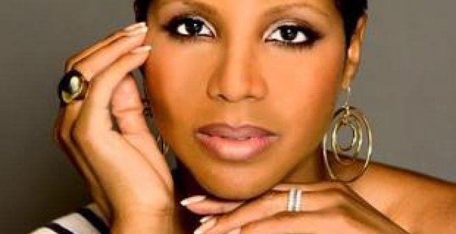 La cantante estadounidense Toni Braxton fue hospitalizada por causas desconocidas