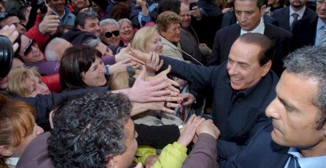Berlusconi ataca al presidente de la República hacia el final de su campaña